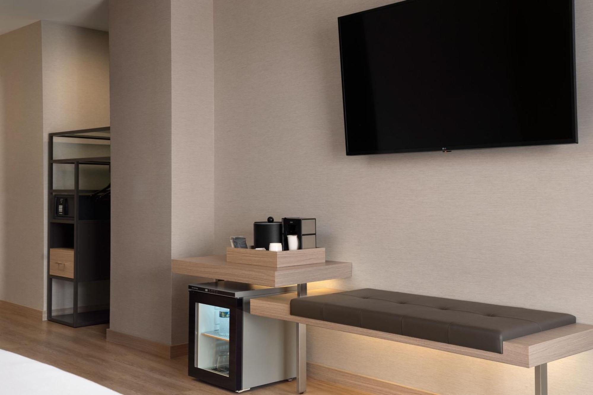 Ac Hotel By Marriott Phoenix Downtown Bagian luar foto