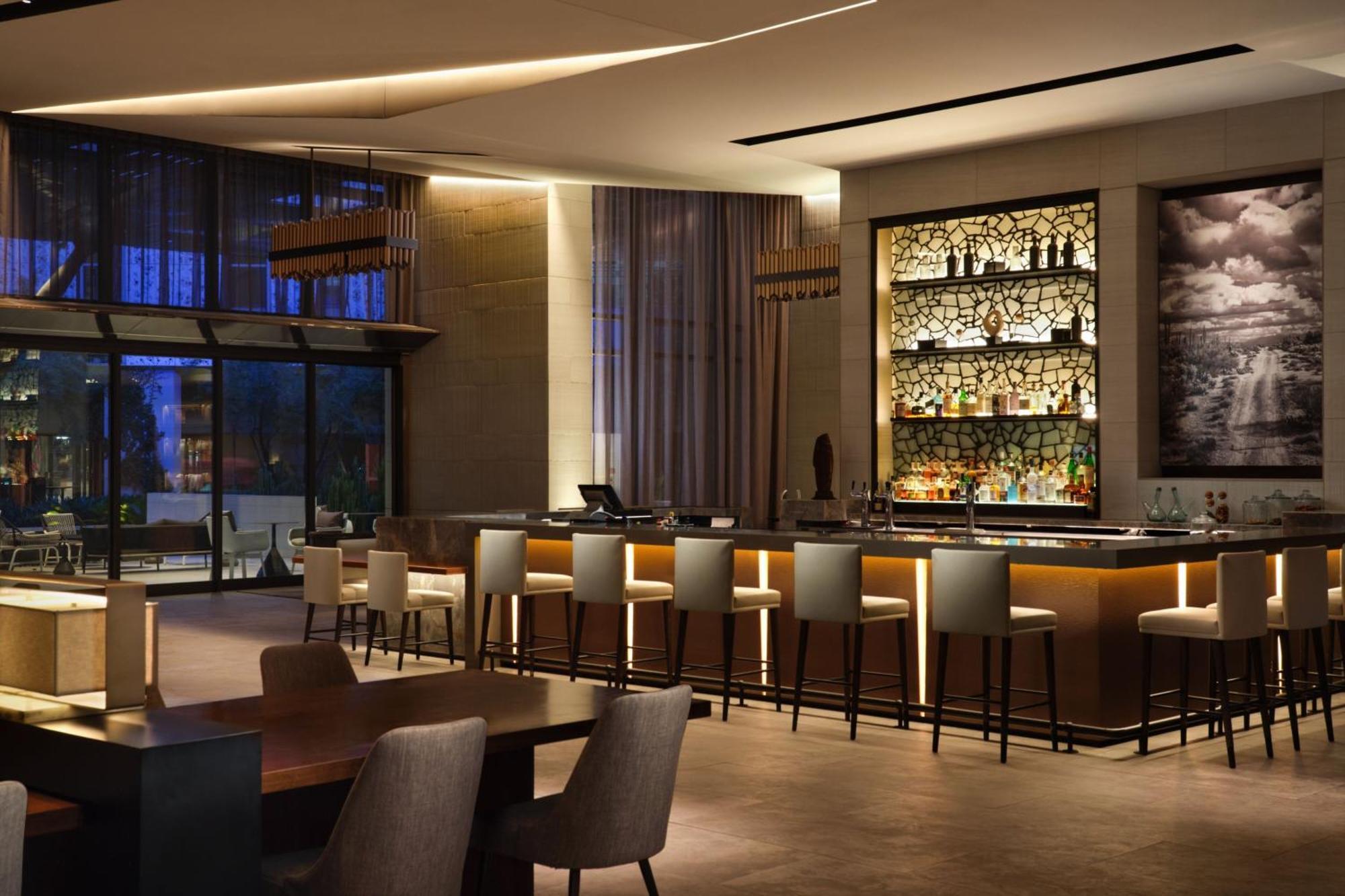 Ac Hotel By Marriott Phoenix Downtown Bagian luar foto