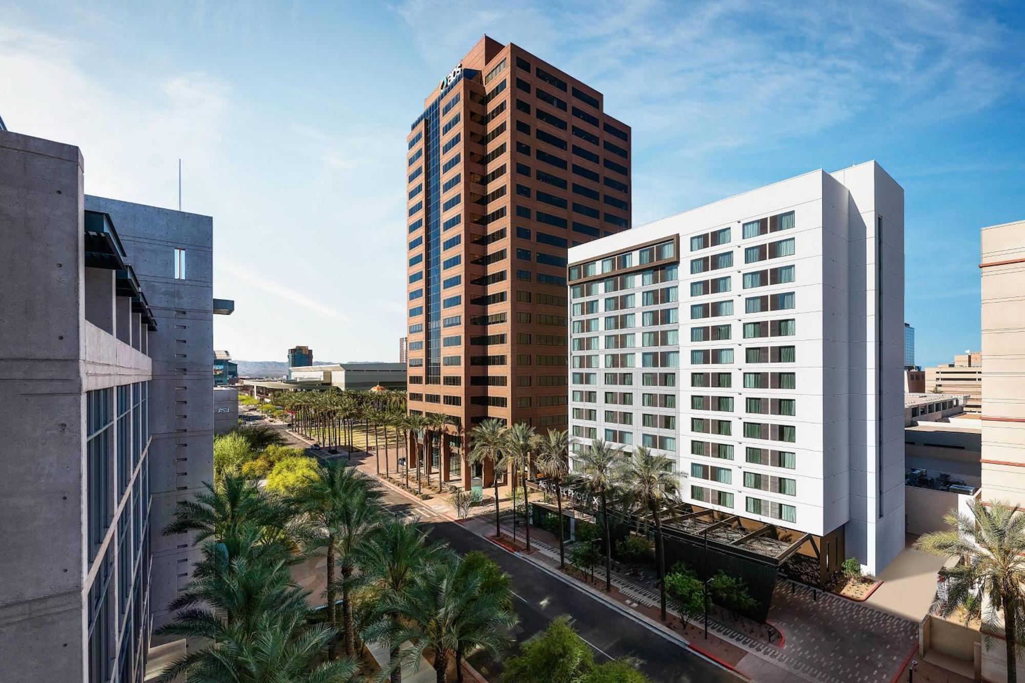 Ac Hotel By Marriott Phoenix Downtown Bagian luar foto